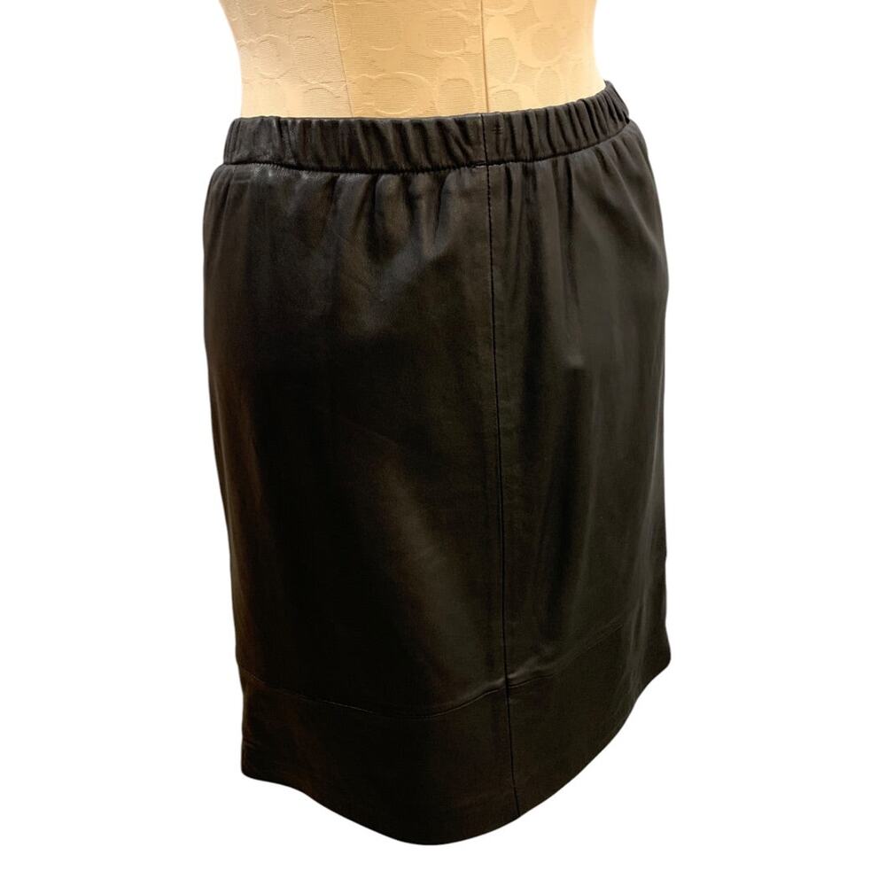 Size 4 Kenneth‎ Cole Black Leather. Pull On Lined Skirt Elastic Waist